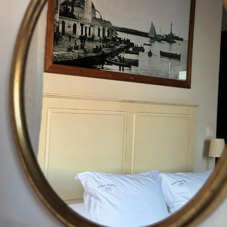 Captain Vasilis Hotel Chania  Exterior foto